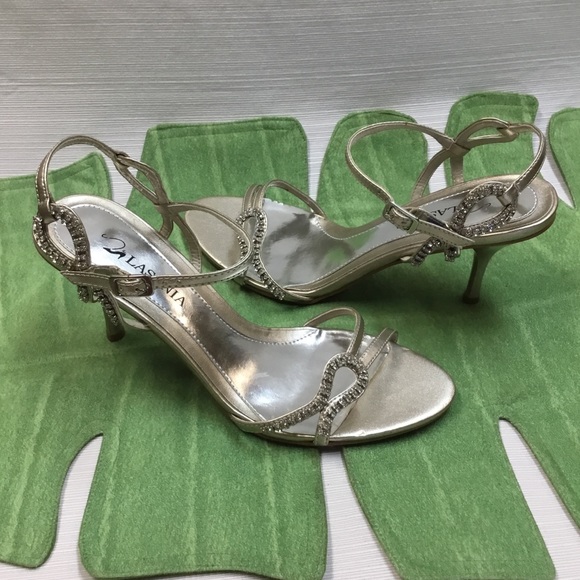 Appears as New Gold Heels by Lasonia - Picture 6 of 7